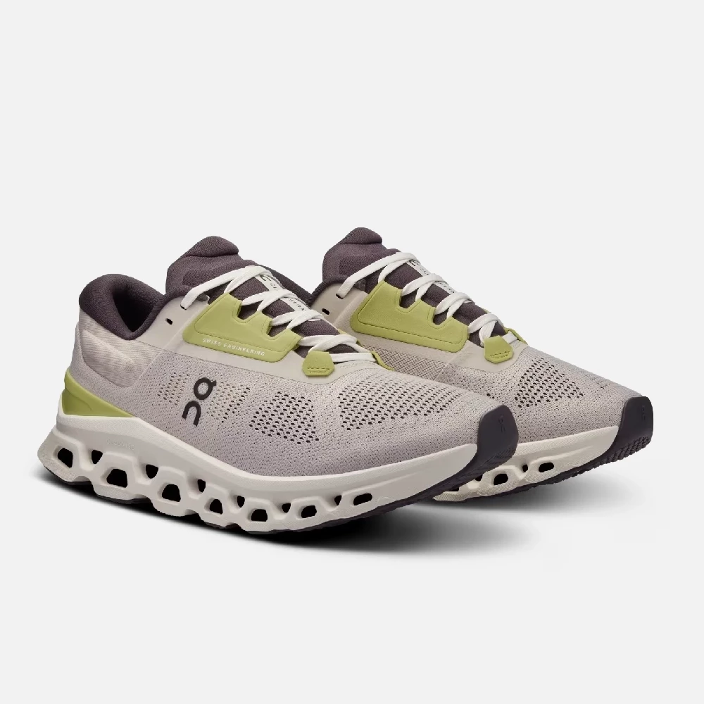 On Women's Cloudstratus 3 Shoes - Pearl / Ivory